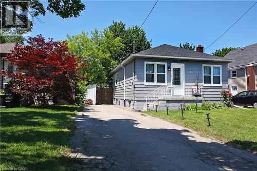 7 Lampton Place, Hamilton, ON - Outdoor