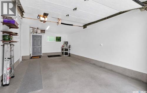 1415 Park Avenue, Saskatoon, SK - Indoor Photo Showing Garage