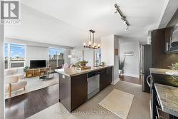 708 - 676 SHEPPARD AVENUE E  Toronto, ON M2K 3E7