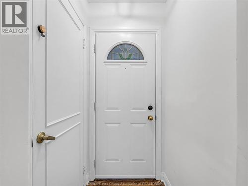 2584 Chilver, Windsor, ON - Indoor Photo Showing Other Room