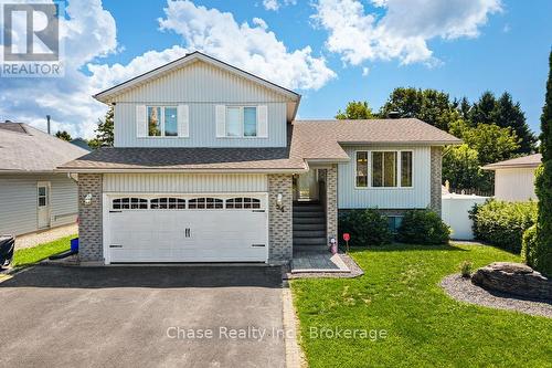 54 EDWARD STREET  Penetanguishene, ON L9M 1J8