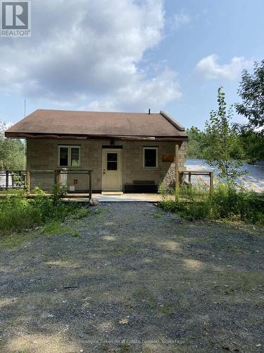 21 Ferndale Road, Muskoka Lakes (Medora), ON - Outdoor