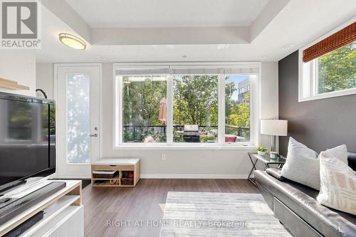 75 - 400 Alex Garner Circle, Aurora, ON - Indoor