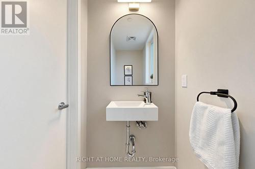 75 - 400 Alex Garner Circle, Aurora, ON -  Photo Showing Bathroom