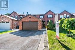 251 ELGIN DRIVE Brampton, ON L6Y 2V2