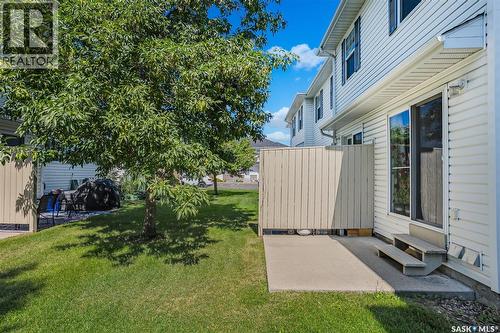 30 102 Pawlychenko Lane, Saskatoon, SK - Outdoor
