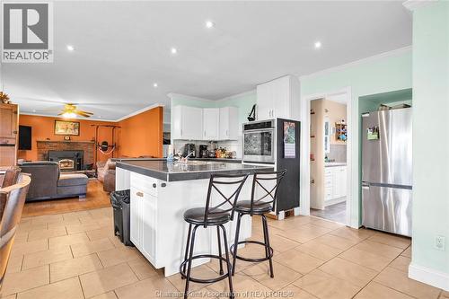 9745 Eberts Line, Chatham-Kent, ON - Indoor Photo Showing Kitchen