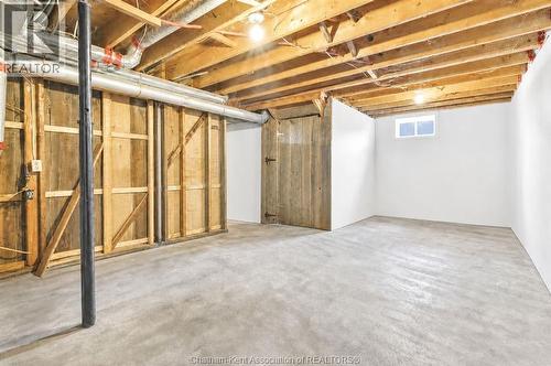 9745 Eberts Line, Chatham-Kent, ON - Indoor Photo Showing Basement