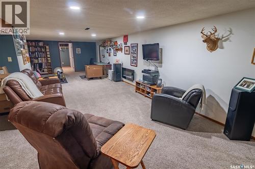 3708 Lakeview Avenue, Regina, SK - Indoor