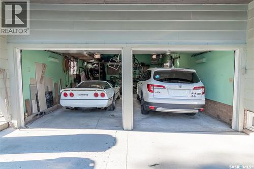 3708 Lakeview Avenue, Regina, SK -  Photo Showing Garage