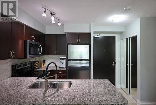 210 - 20 North Park Road, Vaughan, ON - Indoor Photo Showing Kitchen With Double Sink With Upgraded Kitchen