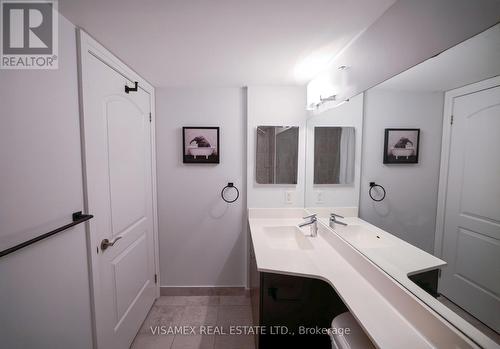 210 - 20 North Park Road, Vaughan, ON - Indoor Photo Showing Other Room