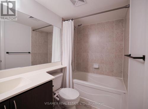 210 - 20 North Park Road, Vaughan, ON - Indoor Photo Showing Bathroom