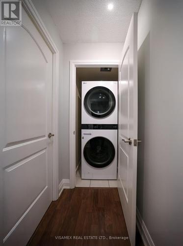 210 - 20 North Park Road, Vaughan, ON - Indoor Photo Showing Laundry Room