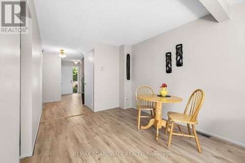 52 Baneberry Crescent, Ottawa, ON - Indoor