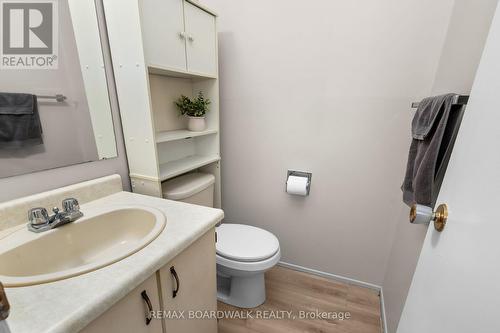 52 Baneberry Crescent, Ottawa, ON - Indoor Photo Showing Bathroom