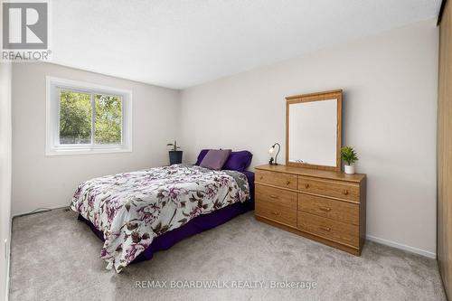 52 Baneberry Crescent, Ottawa, ON - Indoor Photo Showing Bedroom