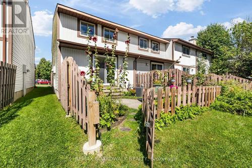 52 Baneberry Crescent, Ottawa, ON - Outdoor