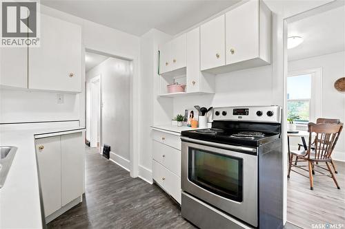 1117 Kilburn Avenue, Saskatoon, SK - Indoor Photo Showing Kitchen