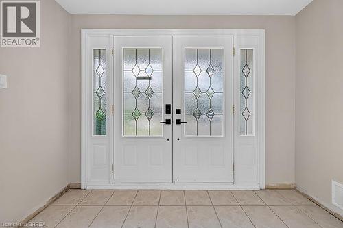 5371 Riverside Drive, Burlington, ON - Indoor Photo Showing Other Room