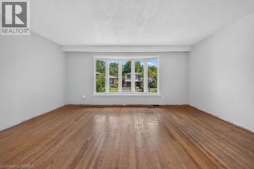 5371 Riverside Drive, Burlington, ON - Indoor Photo Showing Other Room