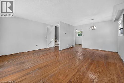5371 Riverside Drive, Burlington, ON - Indoor Photo Showing Other Room
