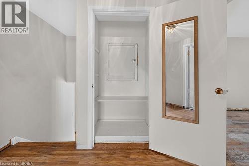5371 Riverside Drive, Burlington, ON - Indoor Photo Showing Other Room