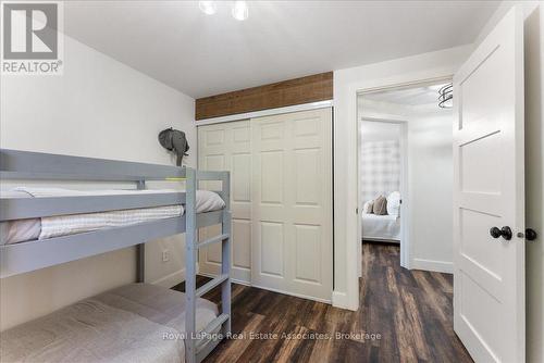 1464 Trowbridge Drive, Oshawa, ON - Indoor Photo Showing Bedroom