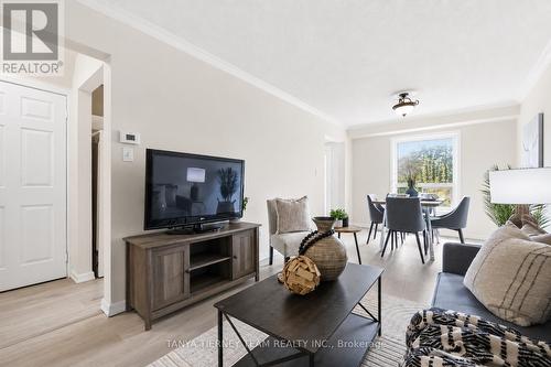 60 Pidduck Street, Clarington, ON - Indoor Photo Showing Living Room