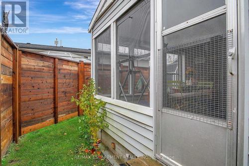 1A - 1429 Sheffield Road, Hamilton, ON - Outdoor With Exterior