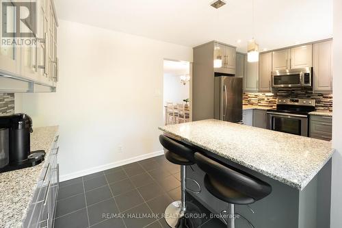 3 Seth Private, Ottawa, ON - Indoor Photo Showing Kitchen With Stainless Steel Kitchen With Upgraded Kitchen