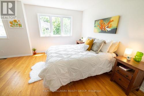 3 Seth Private, Ottawa, ON - Indoor Photo Showing Bedroom