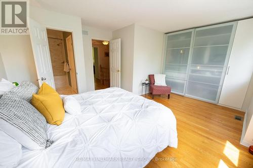 3 Seth Private, Ottawa, ON - Indoor Photo Showing Bedroom