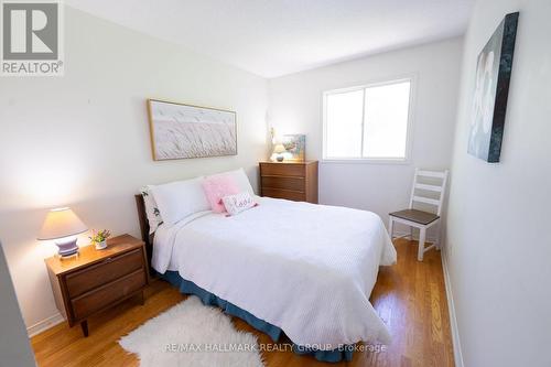 3 Seth Private, Ottawa, ON - Indoor Photo Showing Bedroom