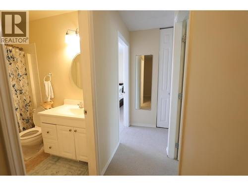 111 Tabor Boulevard, Prince George, BC - Indoor Photo Showing Bathroom