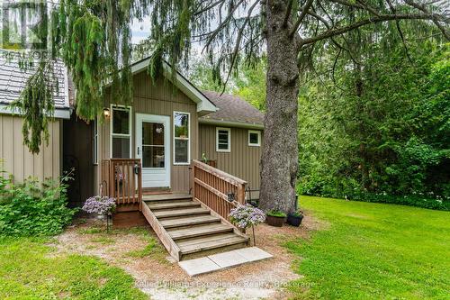3744 Flos 4 Road W, Springwater, ON - Outdoor