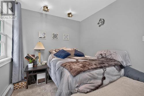 3744 Flos 4 Road W, Springwater, ON - Indoor Photo Showing Bedroom
