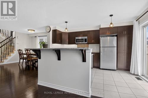 414 Meadowhawk Crescent, Ottawa, ON - Indoor Photo Showing Kitchen
