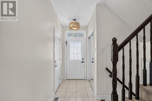 414 Meadowhawk Crescent, Ottawa, ON - Indoor Photo Showing Other Room