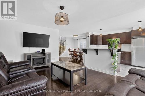 414 Meadowhawk Crescent, Ottawa, ON - Indoor