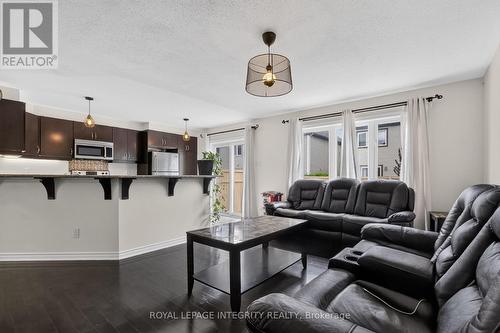 414 Meadowhawk Crescent, Ottawa, ON - Indoor
