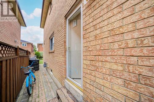 8 Ballycastle Crescent, Brampton, ON - Outdoor With Deck Patio Veranda With Exterior
