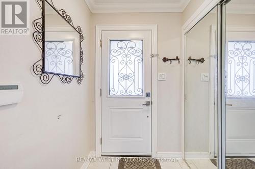 8 Ballycastle Crescent, Brampton, ON - Indoor Photo Showing Other Room