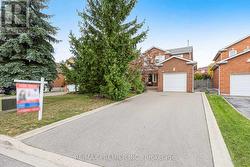 90 PENTLAND CRESCENT Vaughan, ON L6A 1T5
