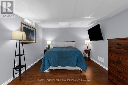 14 Copeman Crescent, Barrie, ON - Indoor Photo Showing Bedroom