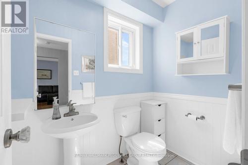 14 Copeman Crescent, Barrie, ON - Indoor Photo Showing Bathroom