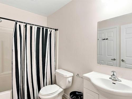 68 Alicia Boulevard, Kentville, NS - Indoor Photo Showing Bathroom