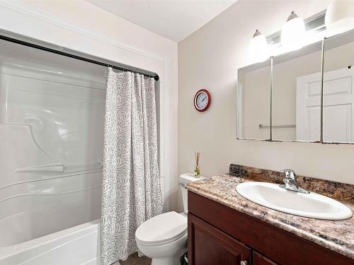 68 Alicia Boulevard, Kentville, NS - Indoor Photo Showing Bathroom