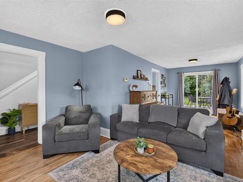 361 Kent Street, Charlottetown, PE - Indoor Photo Showing Living Room