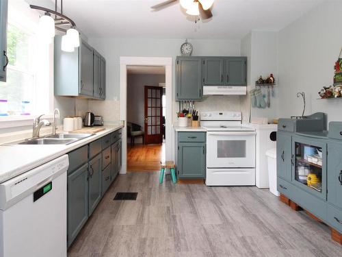 204 Vimy Road, Bible Hill, NS - Indoor Photo Showing Kitchen With Double Sink